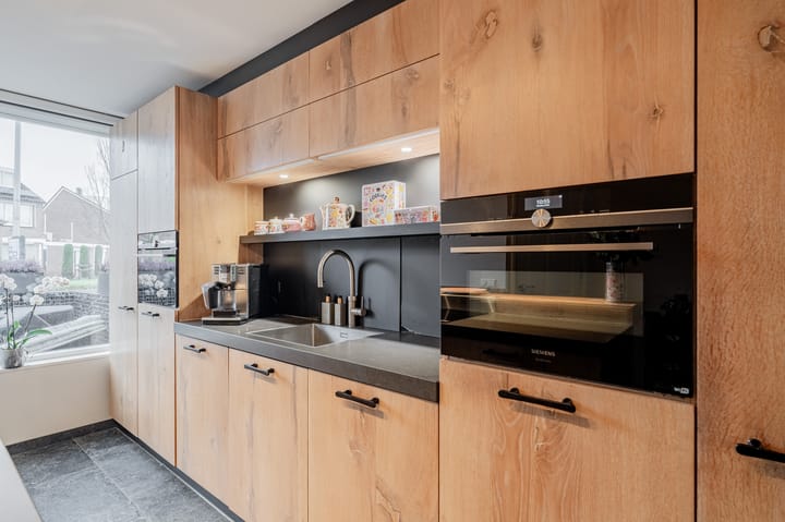 Foto 17 van Bloemendaalstraat 19