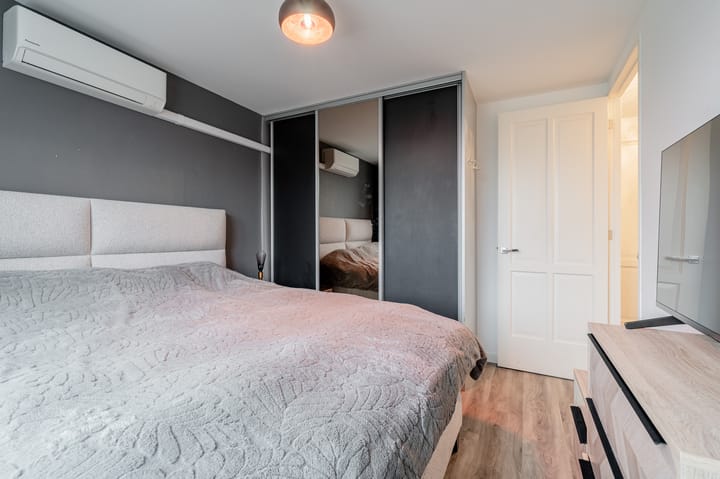 Foto 25 van Bloemendaalstraat 19