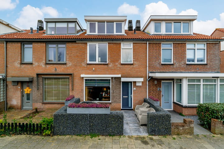 Bekijk foto 41 van Bloemendaalstraat 19