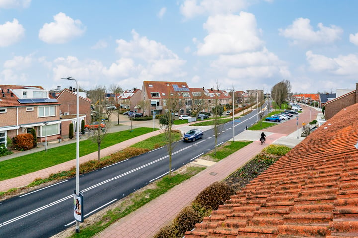 Bekijk foto 44 van Bloemendaalstraat 19