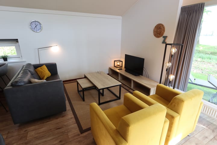 Photo 15 of Zwembadweg 2-W108