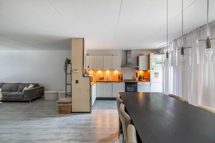 Foto 10 van Dovenetel 28