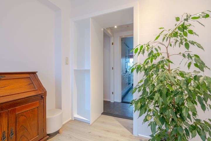 Photo 17 of Suiestraat 18-D