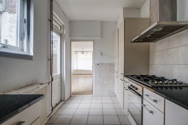 Foto 7 van Hertzogstraat 39