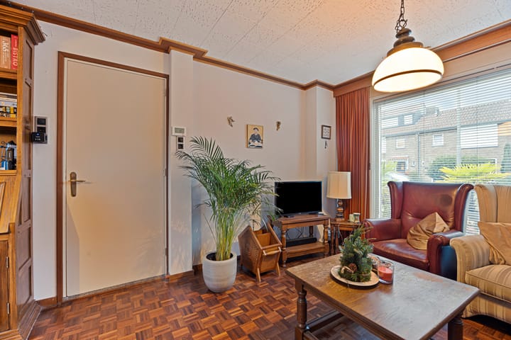 Foto 8 van Elzenstraat 5