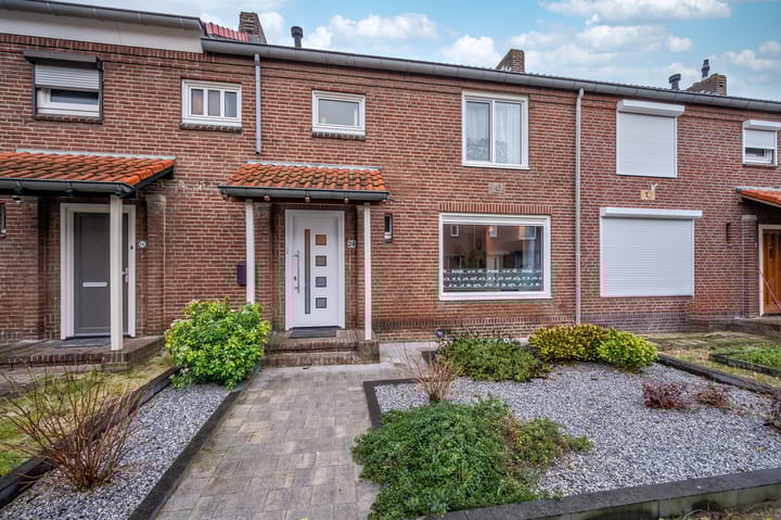 Foto 1 van Merelstraat 24