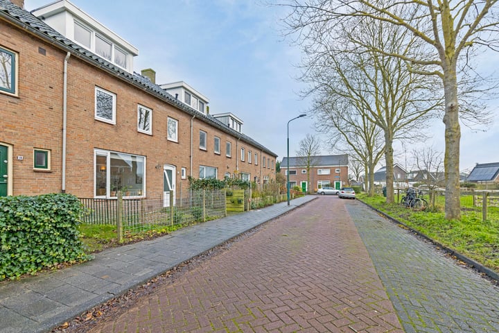 View photo 29 of Groeneveltstraat 8