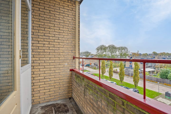 Foto 24 van Lisstraat 4