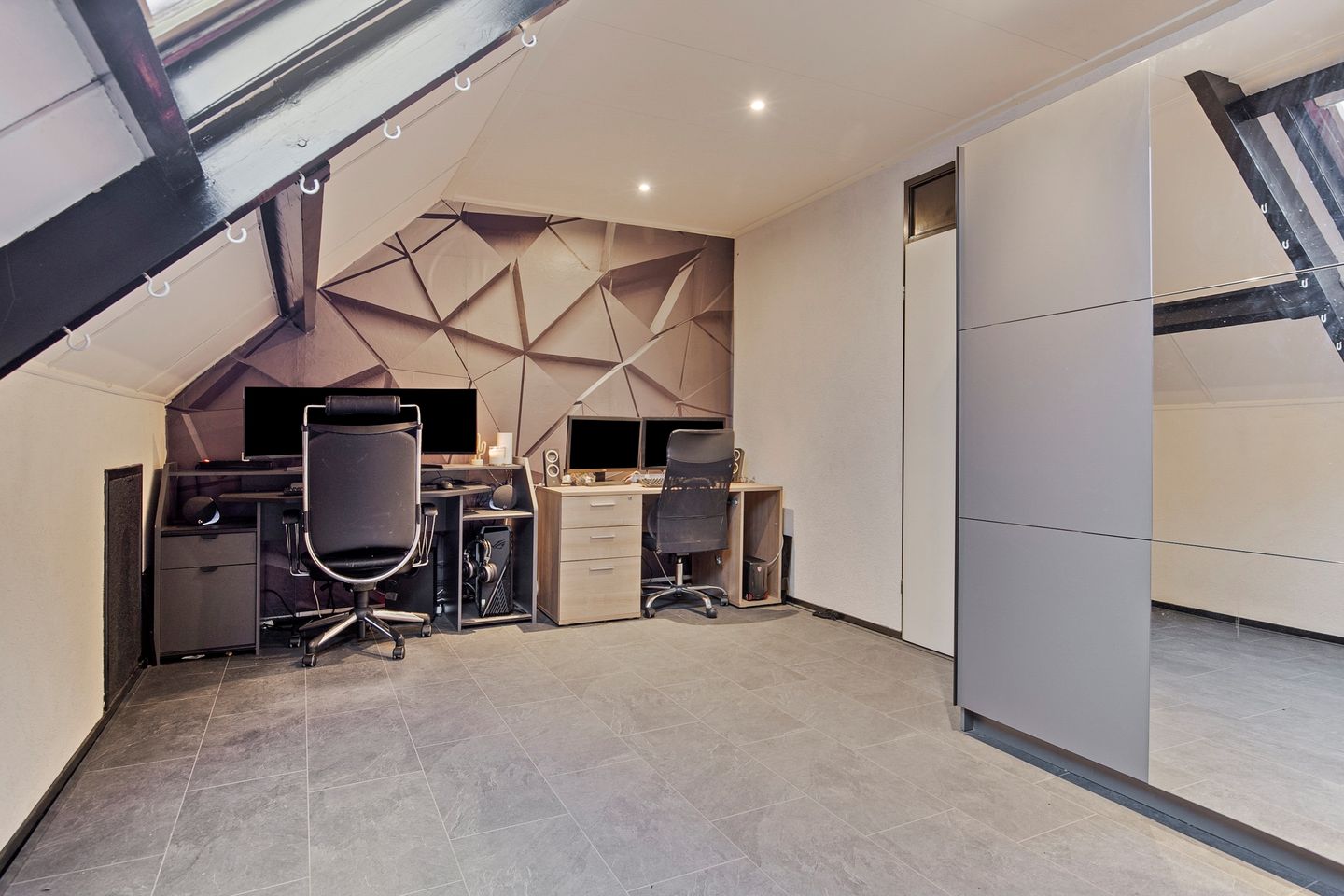 Foto 29 van Elzeplein 26