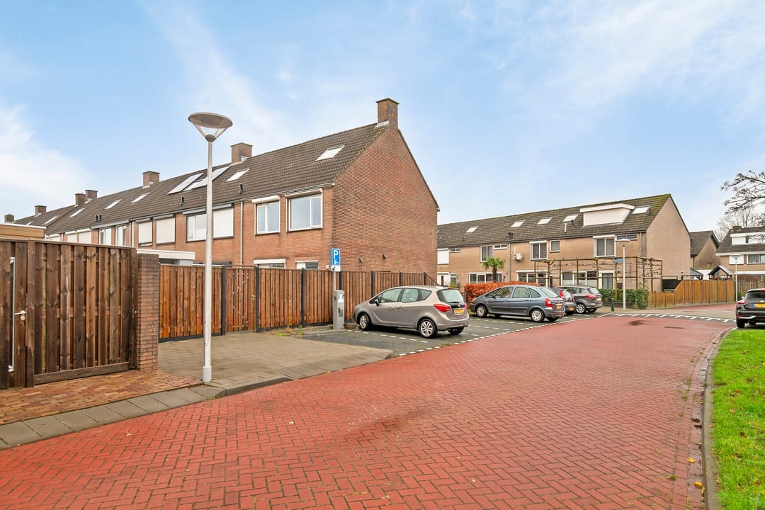 Foto 38 van Elzeplein 26