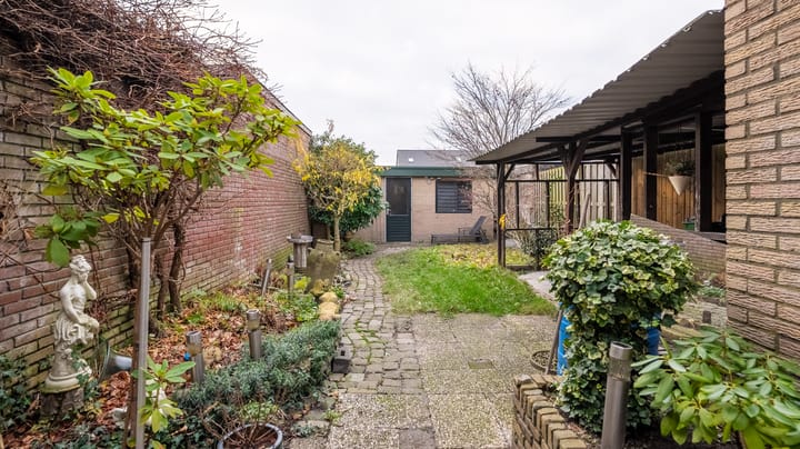 Foto 26 van Oostveenweg 32