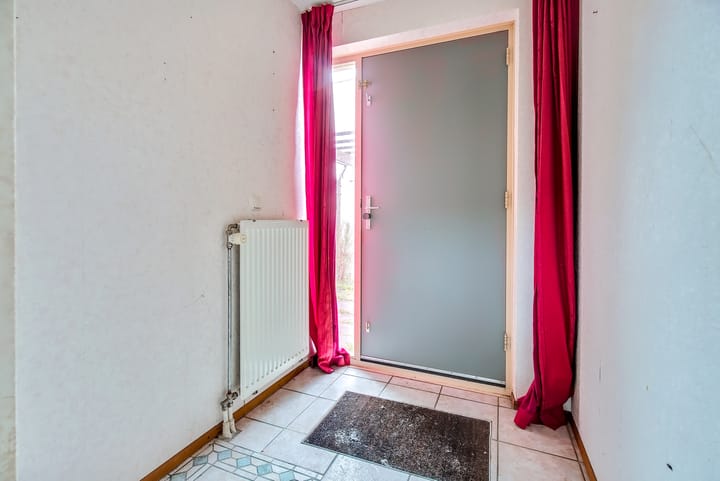 Foto 20 van Karmozijnhof 5