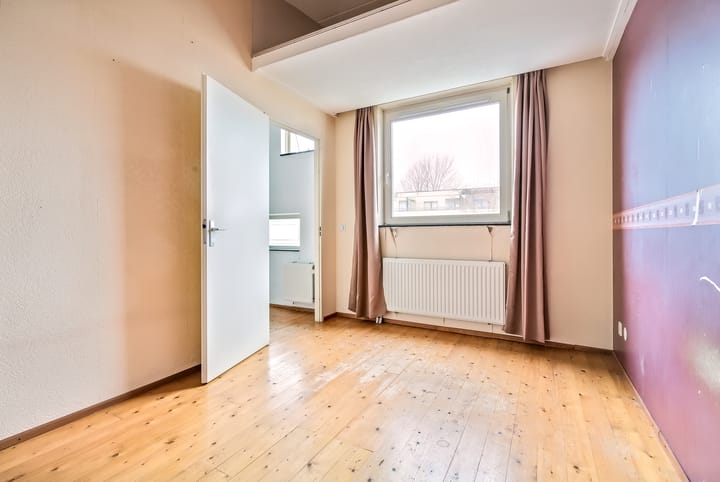 Foto 24 van Karmozijnhof 5