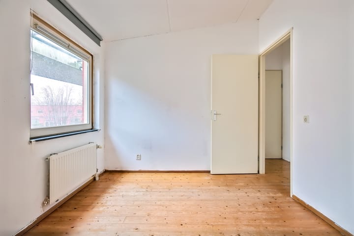 Foto 26 van Karmozijnhof 5