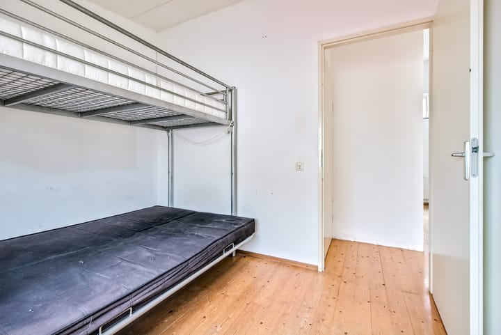 Foto 31 van Karmozijnhof 5