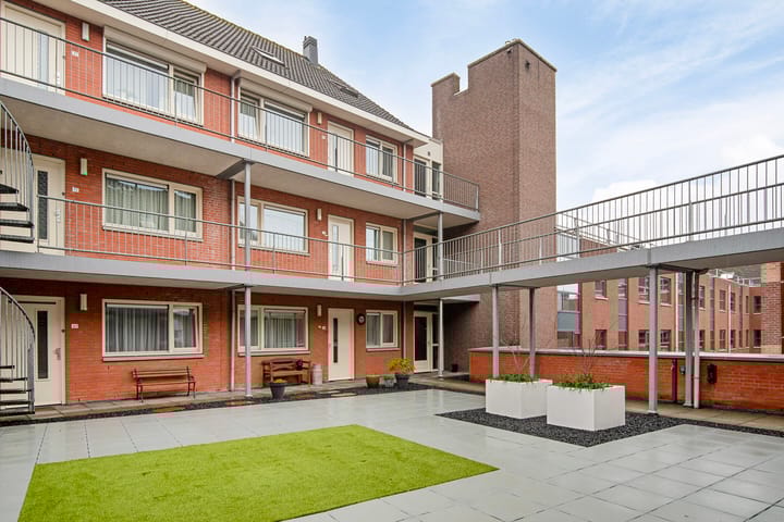 Foto 21 van Wilhelminaplein 71