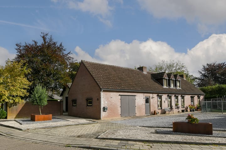 Foto 2 van Lambroekweg 34