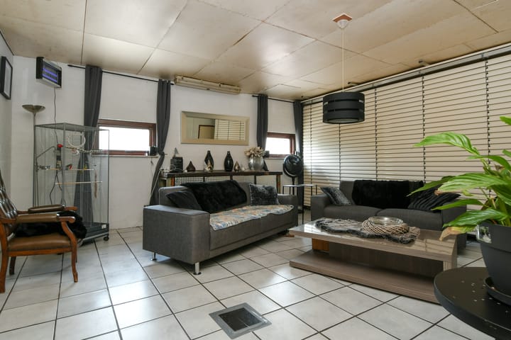 Foto 19 van Lambroekweg 34