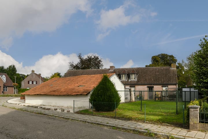 Foto 27 van Lambroekweg 34