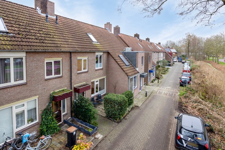 Bekijk foto 39 van Stormvogelstraat 31