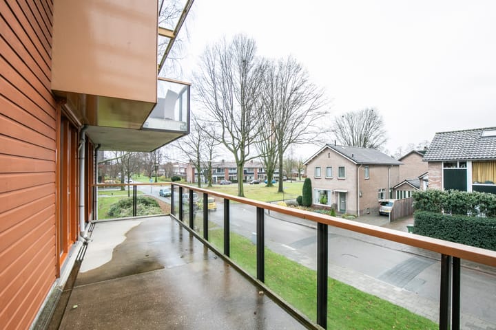 Foto 9 van van Aalstplein 43