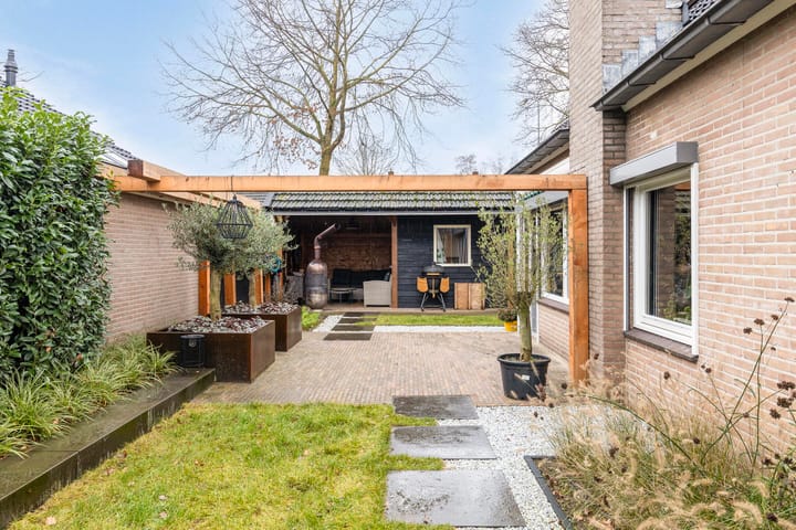 Foto 2 van Köstersweide 37