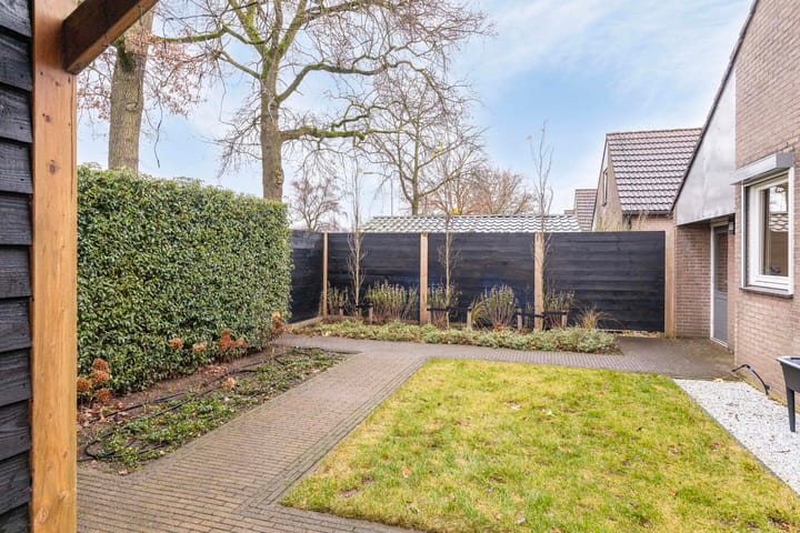 Foto 28 van Köstersweide 37