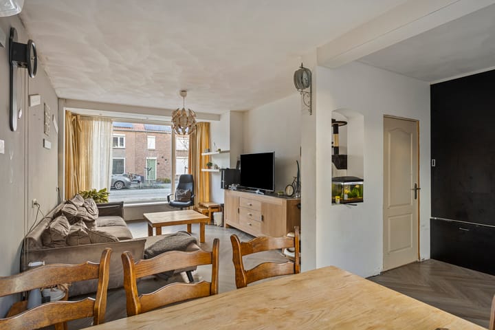 Foto 9 van Bernhardstraat 10