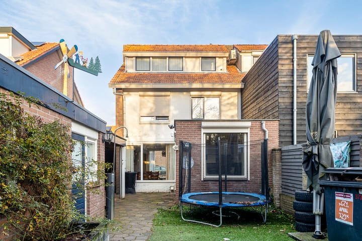 Foto 26 van Bernhardstraat 10