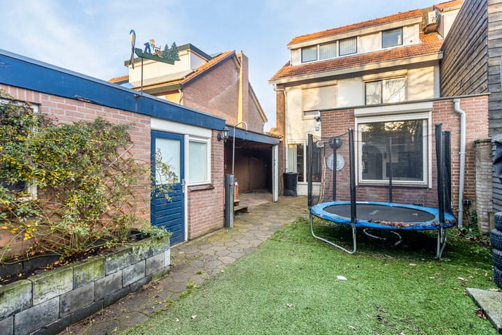 Foto 27 van Bernhardstraat 10