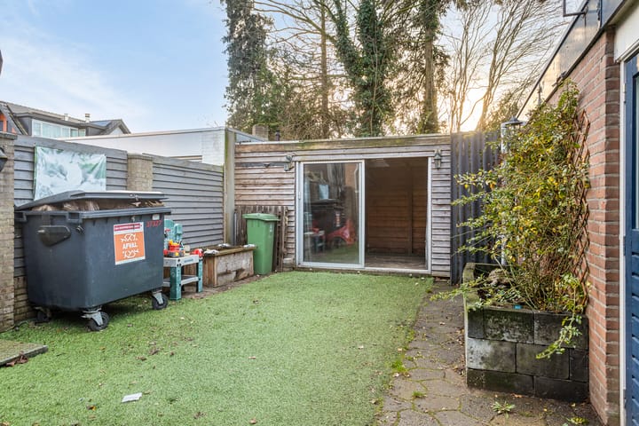 Foto 28 van Bernhardstraat 10