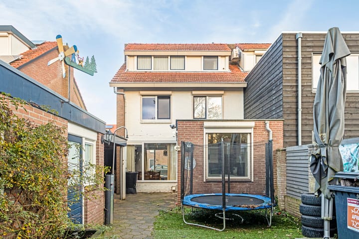 Foto 33 van Bernhardstraat 10