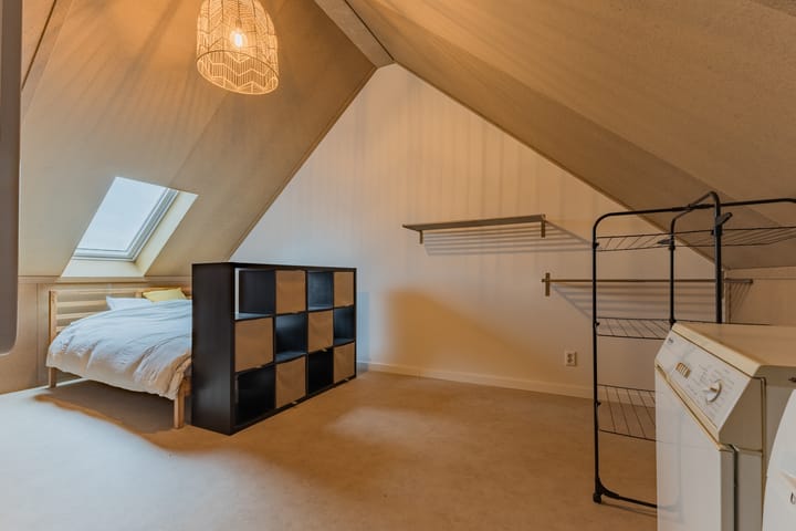 Foto 25 van Piet Bartenstraat 26