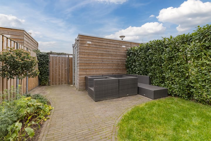 Foto 28 van Piet Bartenstraat 26