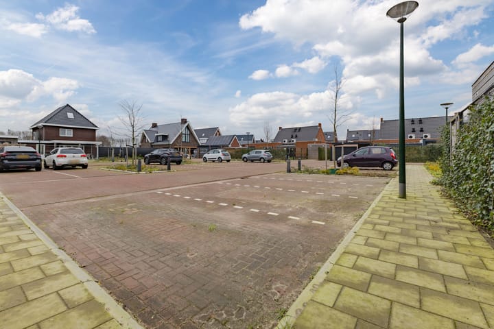 Foto 32 van Piet Bartenstraat 26