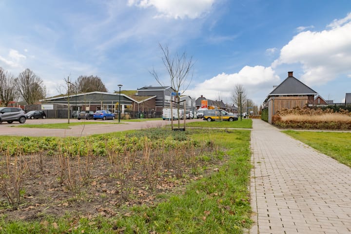 Foto 36 van Piet Bartenstraat 26