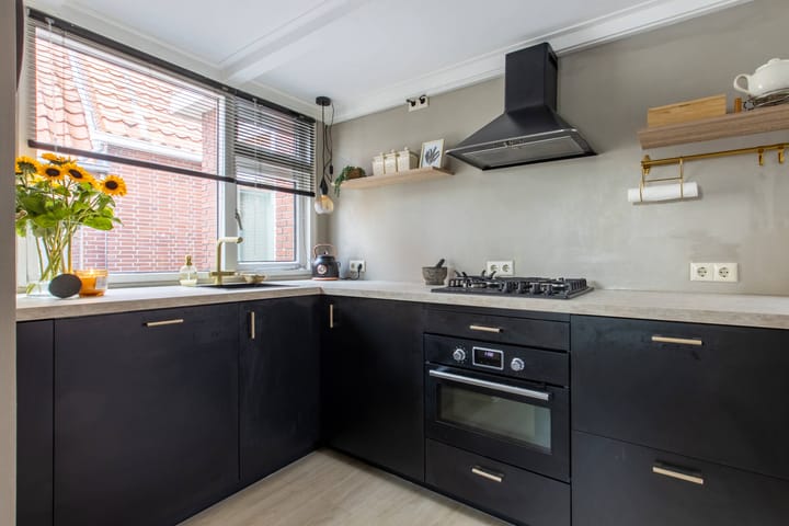 Foto 15 van Middenweg 123