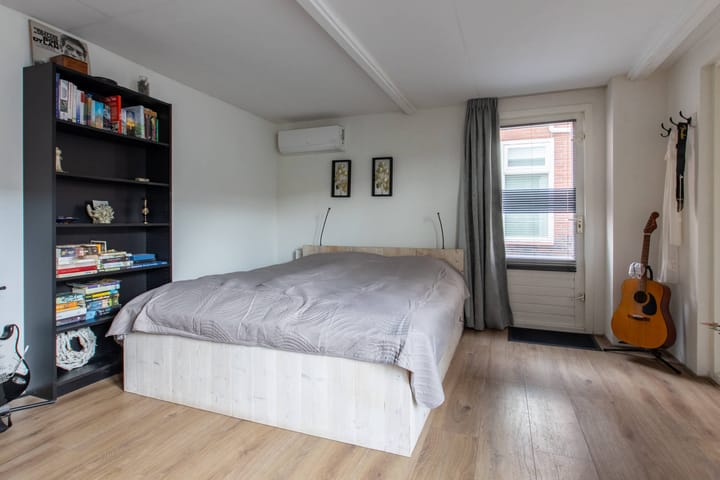 Foto 19 van Middenweg 123