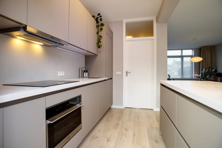 Foto 7 van Ferdinand Bolplein 21