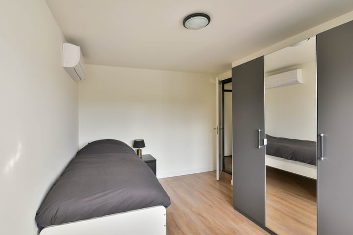 Foto 17 van Wethouder van Damlaan 28