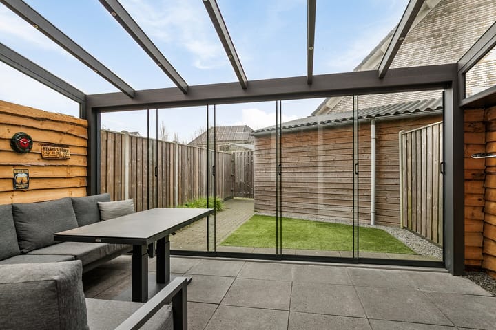 Photo 23 of Kaarsenmaker 31