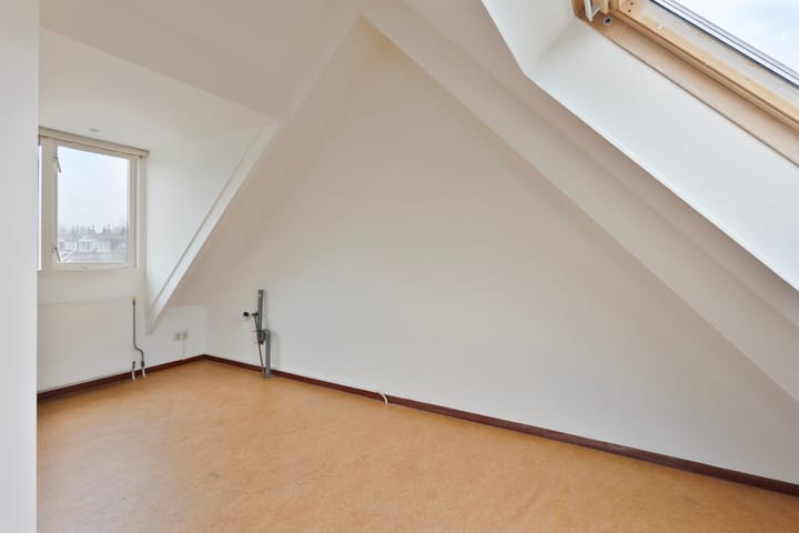 Foto 25 van Claverenbladstraat 37