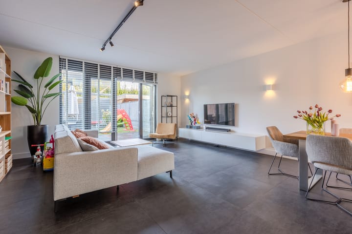 Foto 3 van Zaltbommelstraat 27