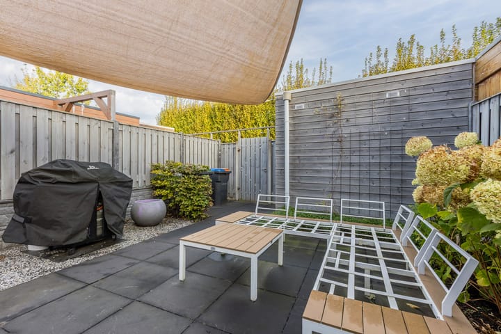 Photo 29 of Zaltbommelstraat 27