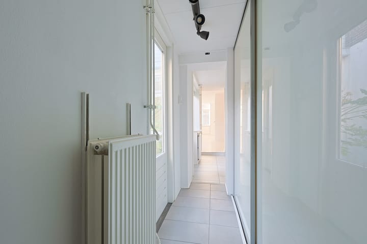 Foto 10 van Stationstraat 8