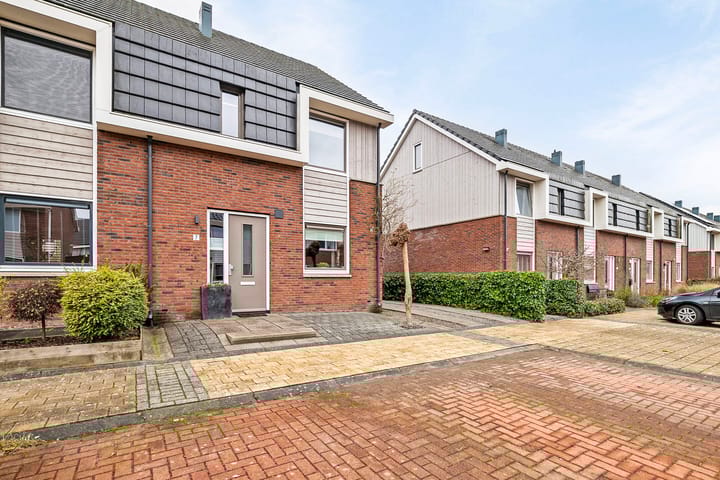 Foto 6 van Korporaal 7