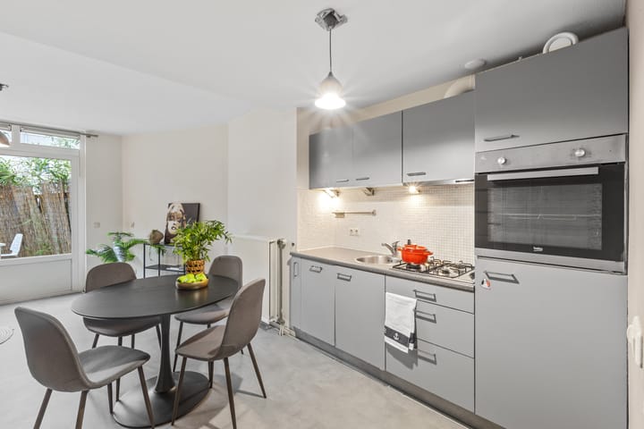 Foto 10 van Molenstraat 168