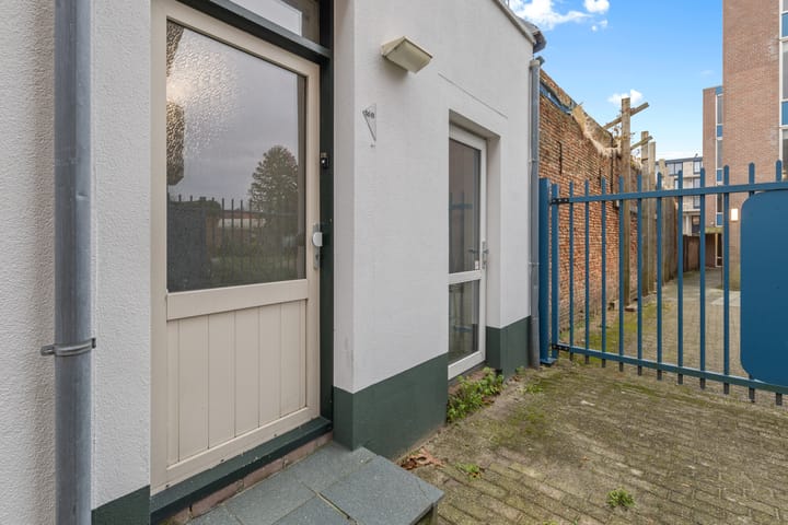 Foto 23 van Molenstraat 168