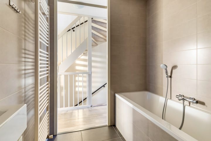 Foto 28 van Johan de Wittstraat 256