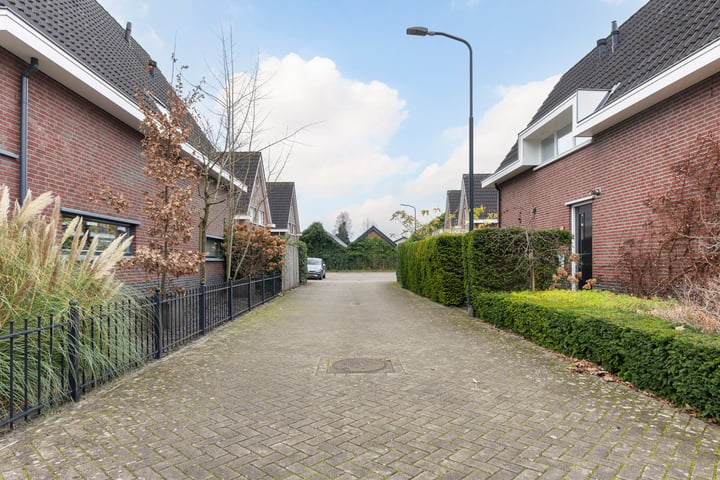 View photo 30 of Hogeweg 8-A